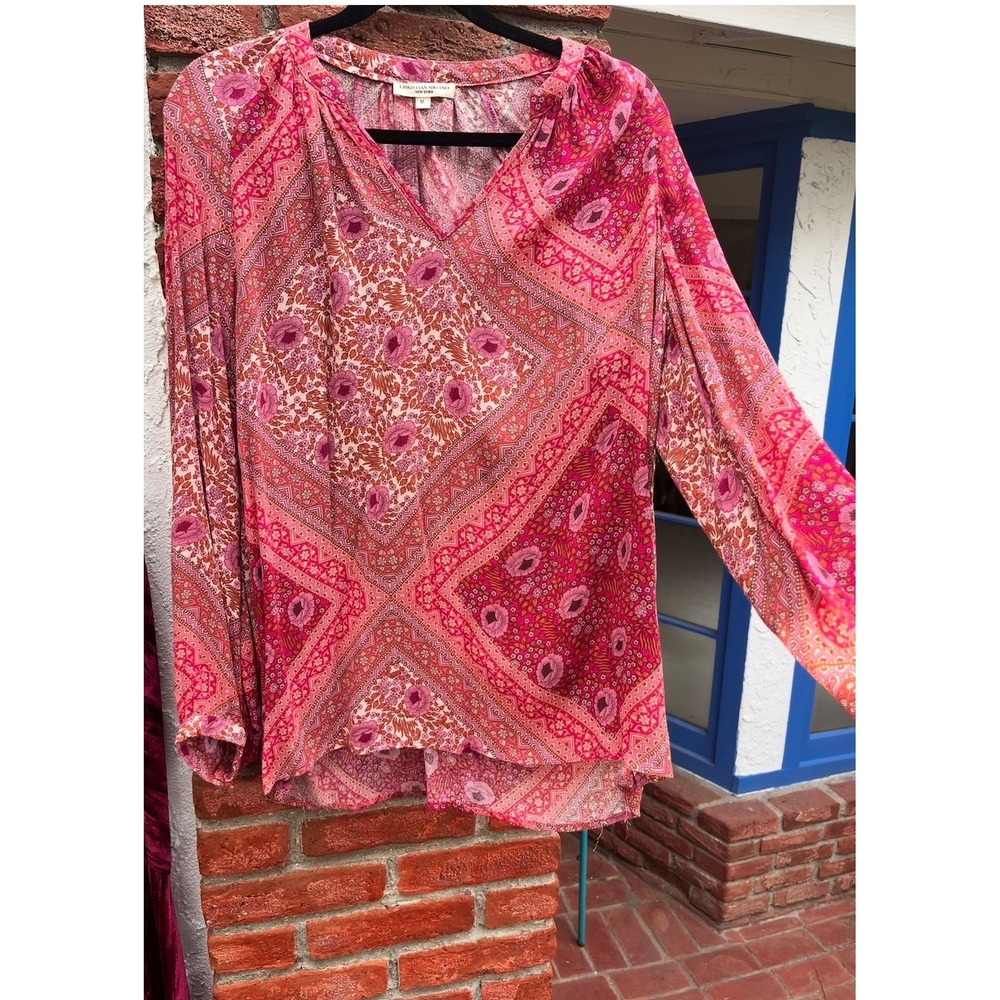 Christian Siri New York Pink Red Paisley Women M Medallion V-Neck Blouse Top